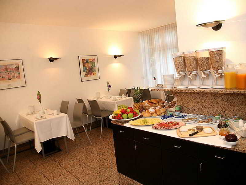 Topas Hotel
