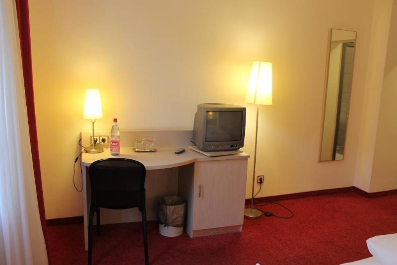 Topas Hotel
