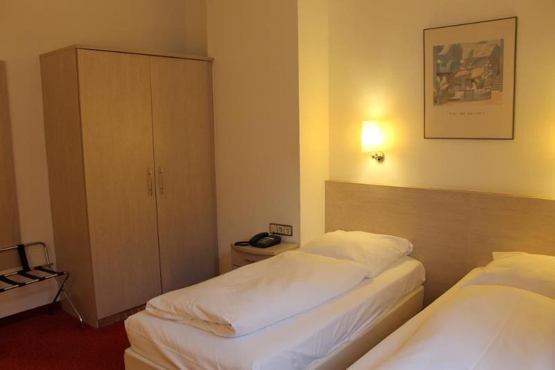 Topas Frankfurt Hotel 3*